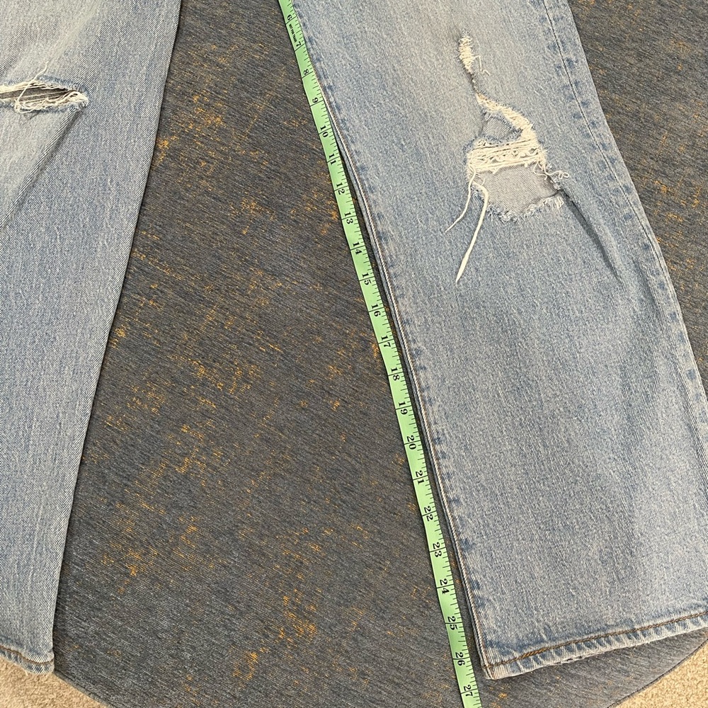 Levi’s Ribcage Jeans - Picture 6 of 6